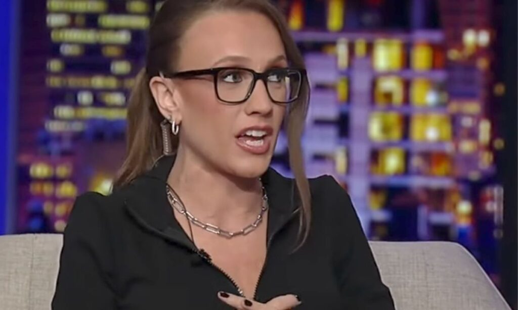 Understanding Kat Timpf's Financial Background